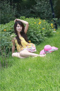 孤寂的幽灵 薇薇摄影专辑《微微》在紫竹院的人像艺术探索